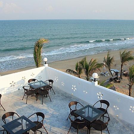 Baanmontra Beach Resort - Bankrut Екстер'єр фото