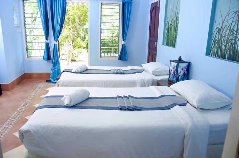 Baanmontra Beach Resort - Bankrut Екстер'єр фото