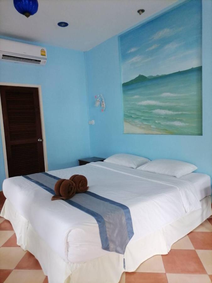 Baanmontra Beach Resort - Bankrut Екстер'єр фото