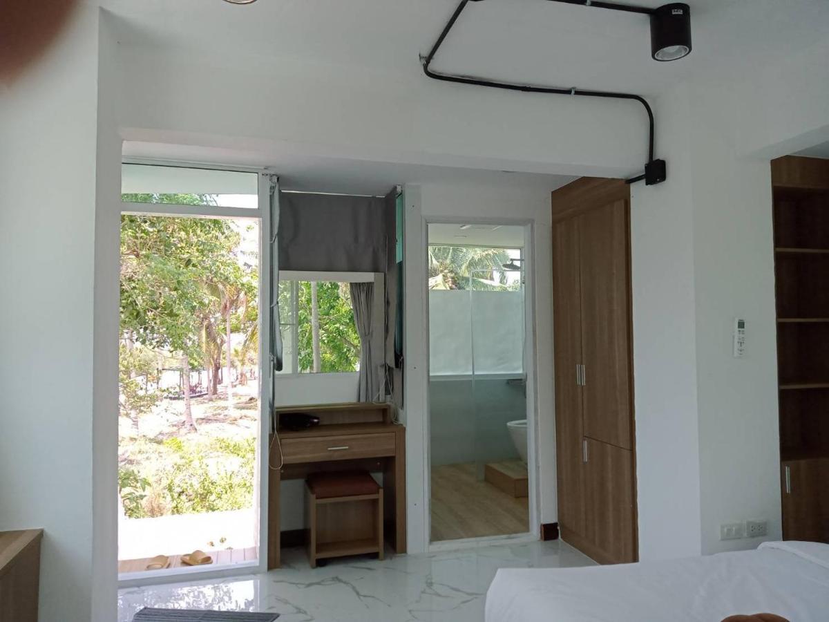 Baanmontra Beach Resort - Bankrut Екстер'єр фото