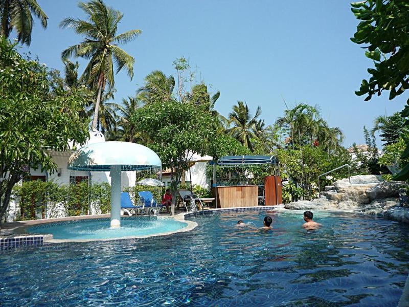 Baanmontra Beach Resort - Bankrut Екстер'єр фото