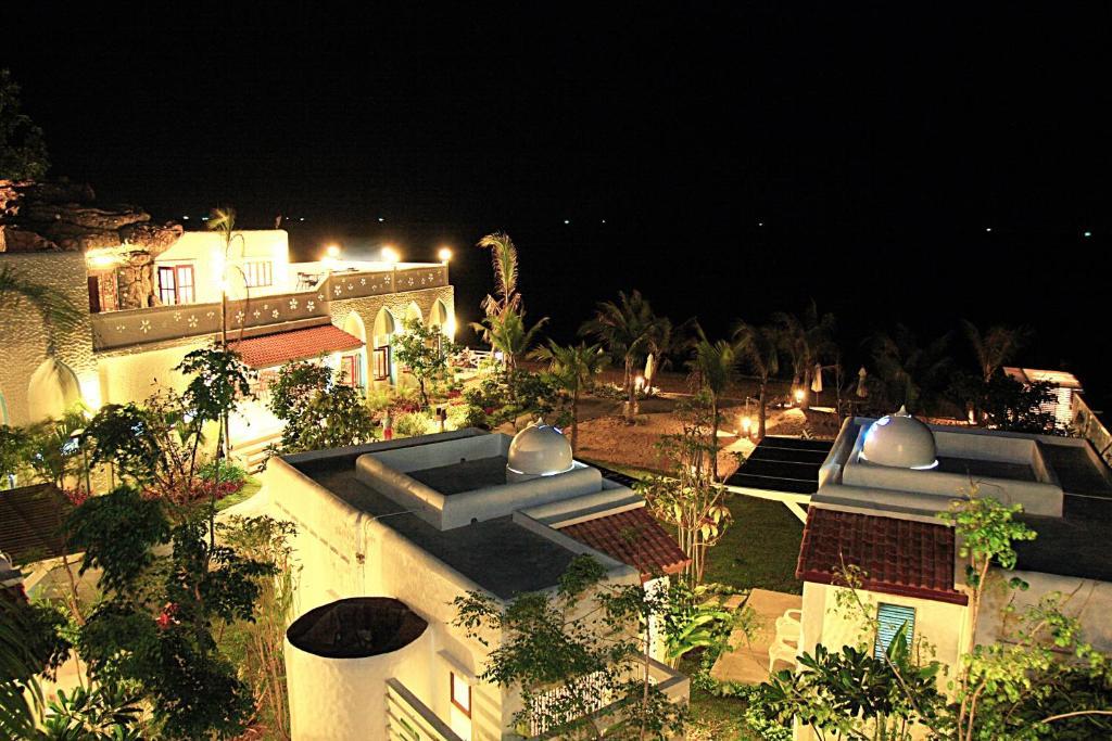 Baanmontra Beach Resort - Bankrut Екстер'єр фото