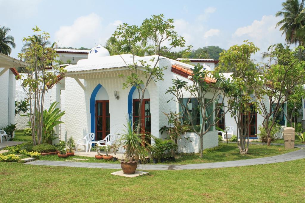 Baanmontra Beach Resort - Bankrut Номер фото