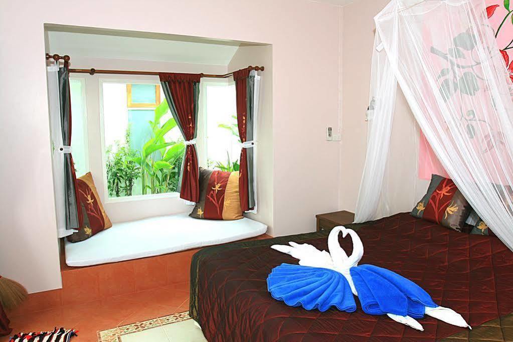 Baanmontra Beach Resort - Bankrut Екстер'єр фото